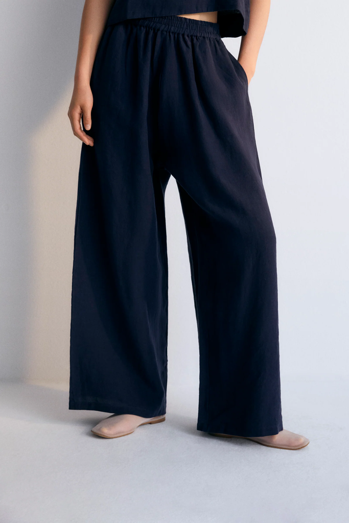 Hera_woman_pant_palazzo_navy.jpg.webp