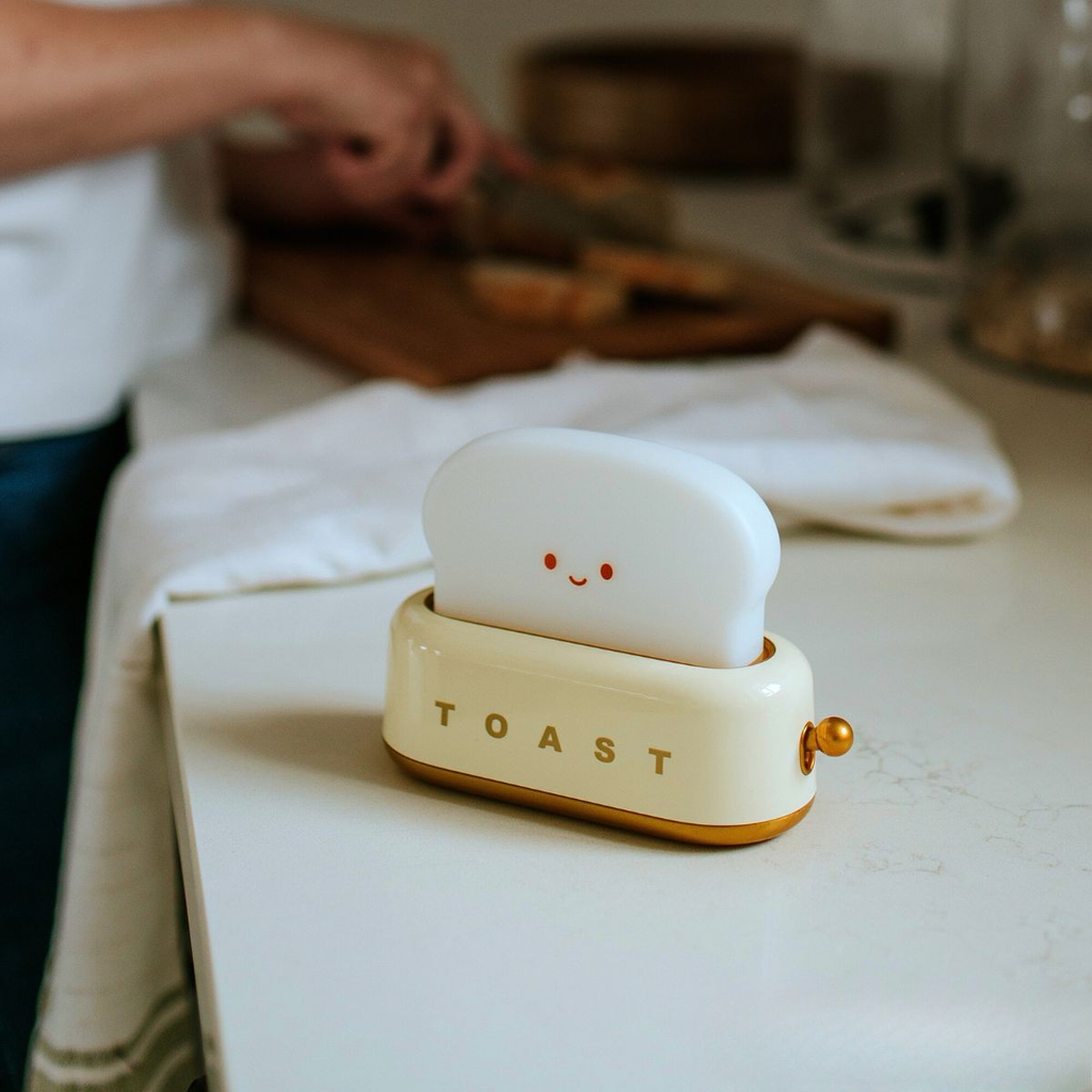 mary-s--led-lamp--toaster--yellow-2.webp