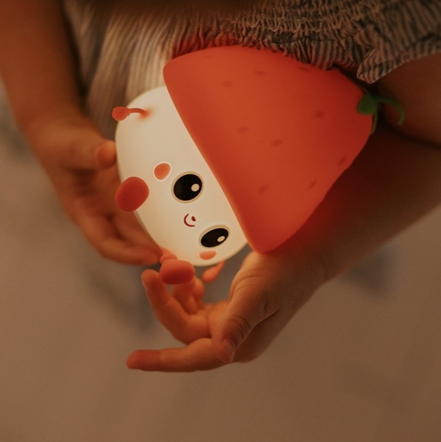 mary-s--led-lamp--strawberry-4.webp