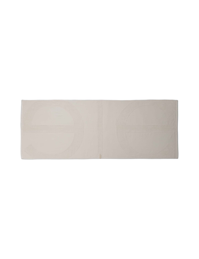 ES223-504 - 218 Buttercream - Extra 2.webp