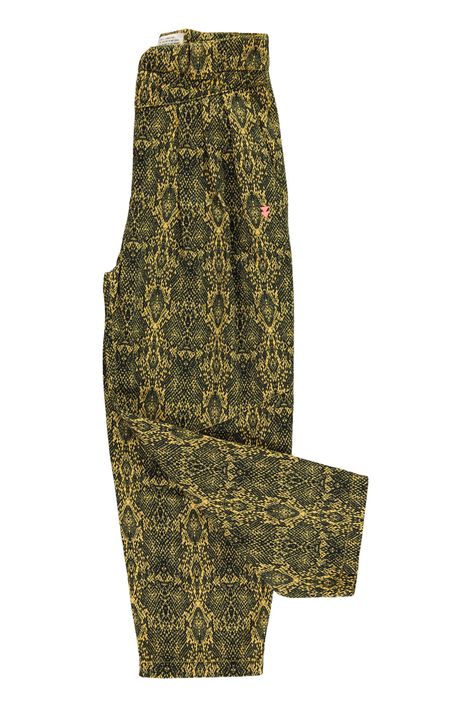 _Trousers | Yellow w: snake print_sisters department_1.webp