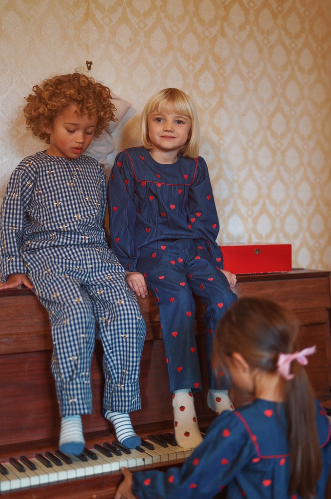 Mid Blue Heart - Image 3