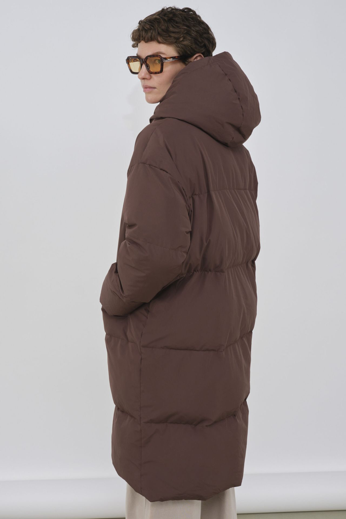 253-Elphin-Puffer-Coat-French-Roast_044-scaled.webp