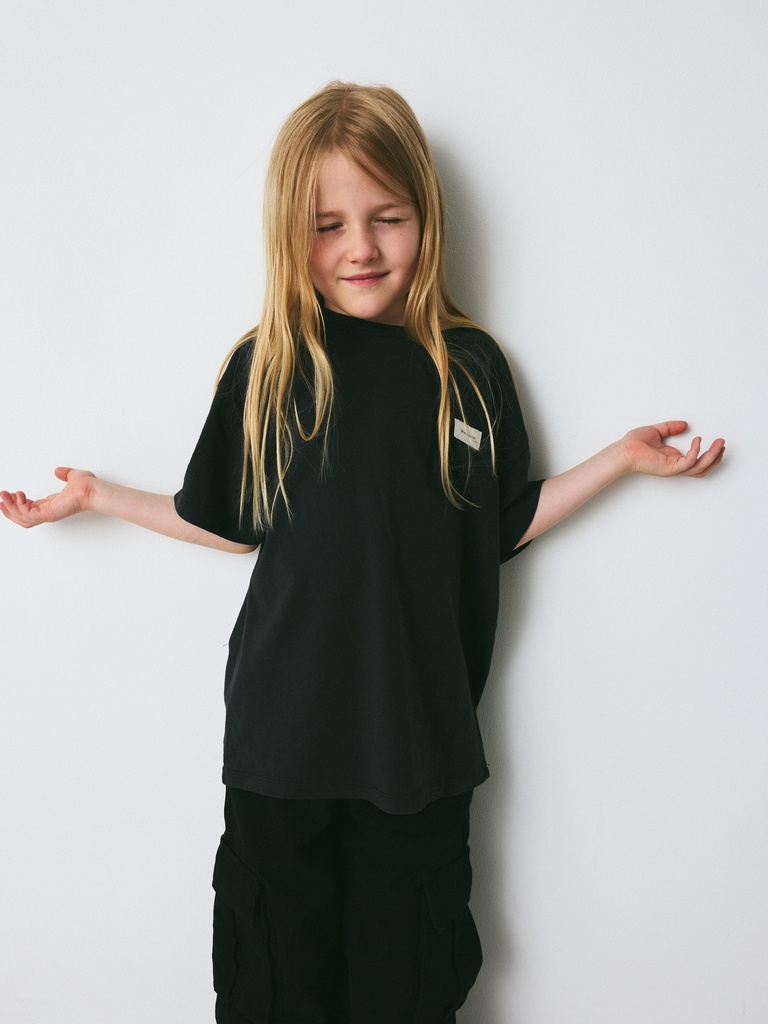 1000-Jet Black - Image 1