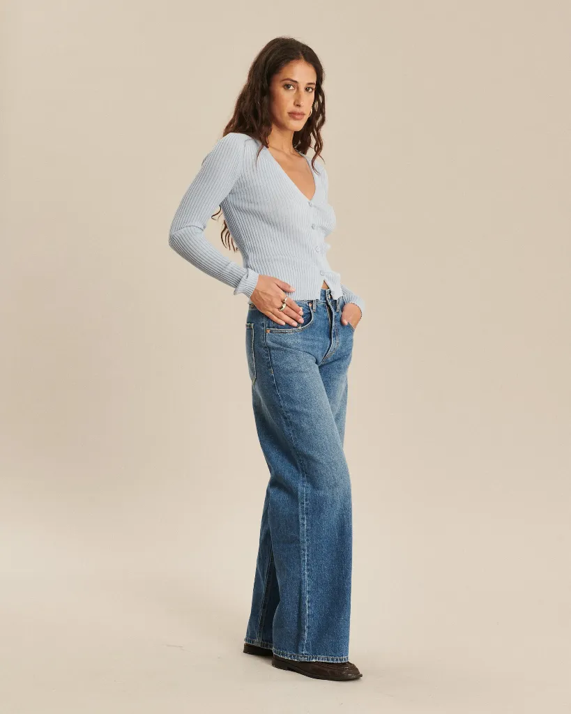 RIVER-DENIM-MIDBLUE-IN32-FW25-Eshop-2465.webp