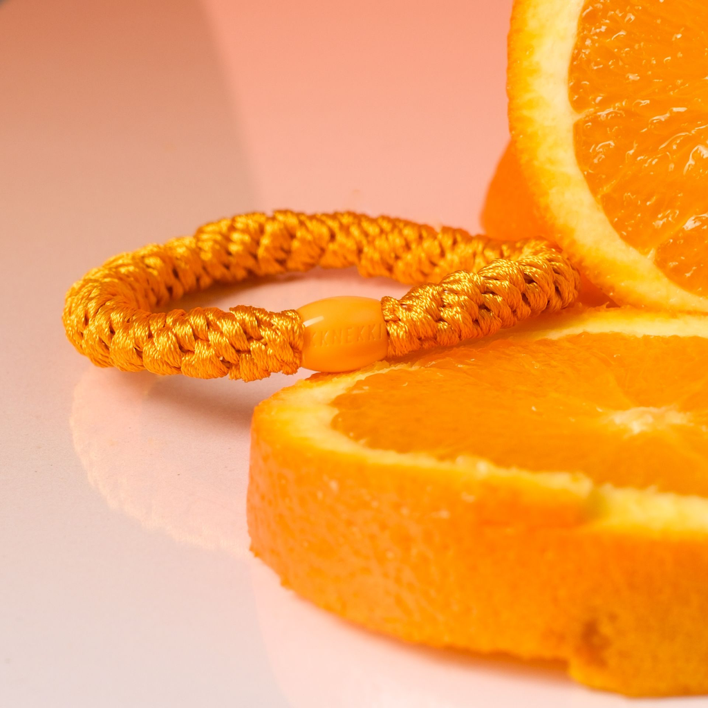 Kknekki – Neon Orange - 1 - Babette Oostduinkerke