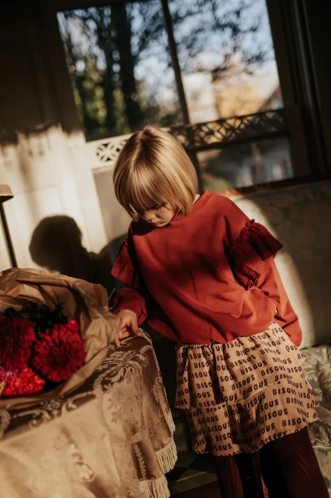 Sweater Ruffles  Garnet  2.webp