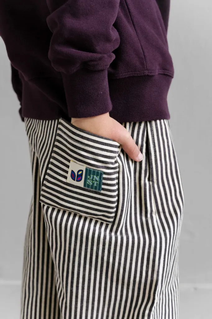 MO PANTS CHALK BORDEAUX 8.webp