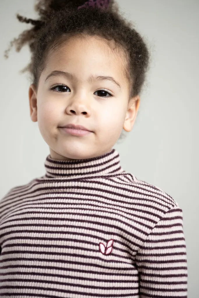 TARA TURTLE NECK LS TSHIRT ROSE BORDEAUX 7.webp