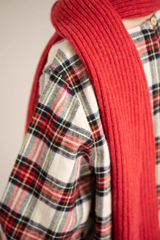 JNST SCARF SPICY RED 5.webp