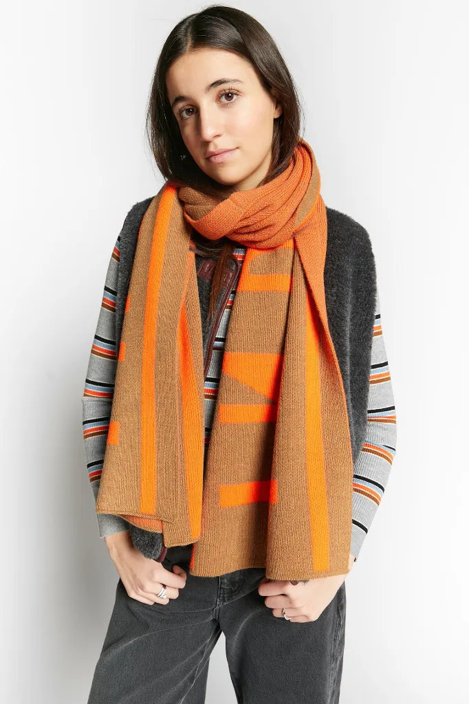 Indee - Walkman logo scarf (orange) - 3 - Babette Oostduinkerke