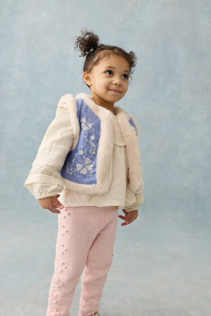 FRI-W26-S0007_3.webp