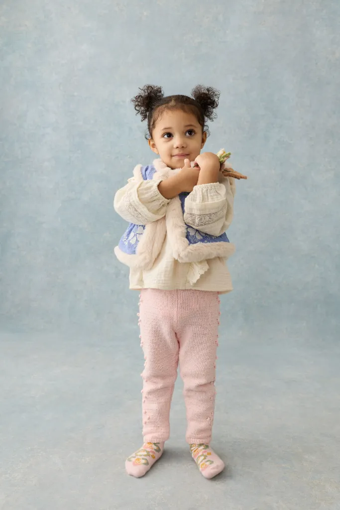 FRI-W26-S0007_2.webp