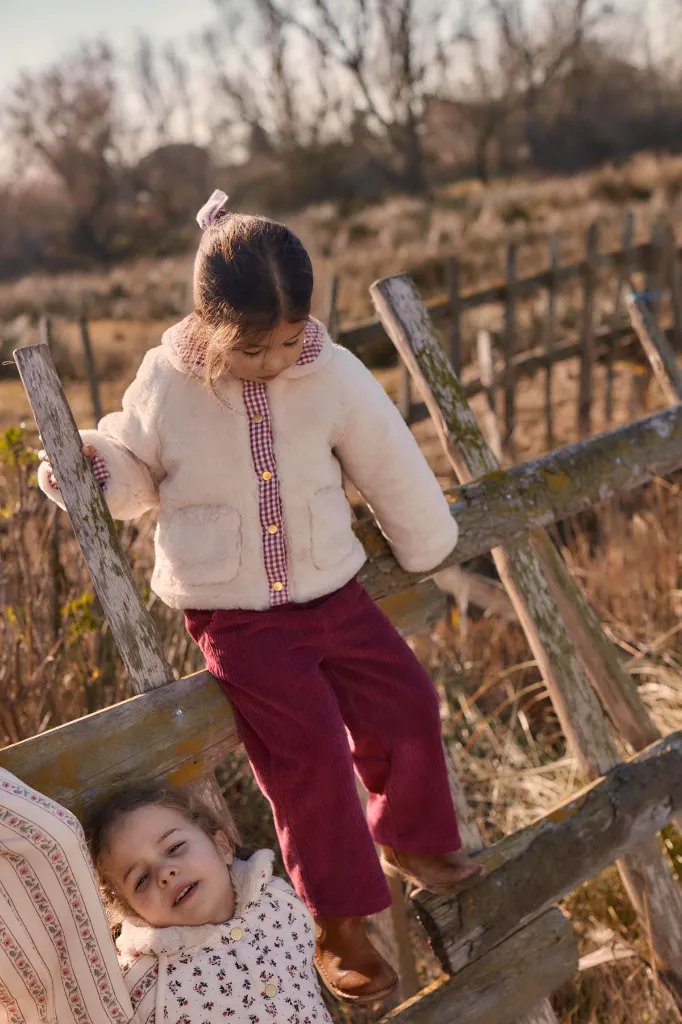GRI-W26-P0296_4.webp