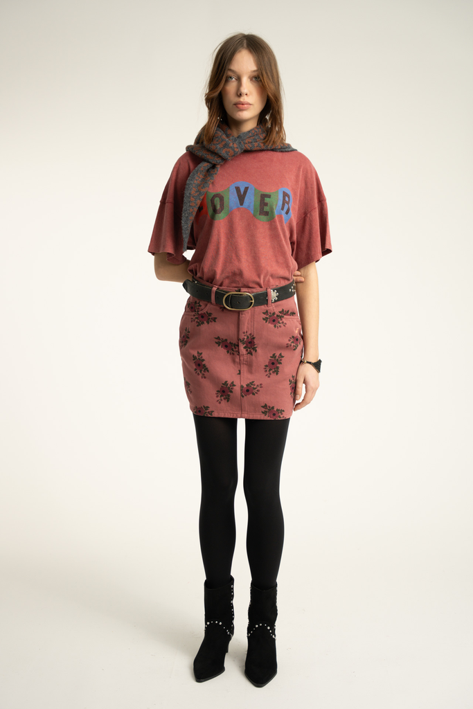t-shirt-bordeaux-short-sleeves-sisters-department-2.webp