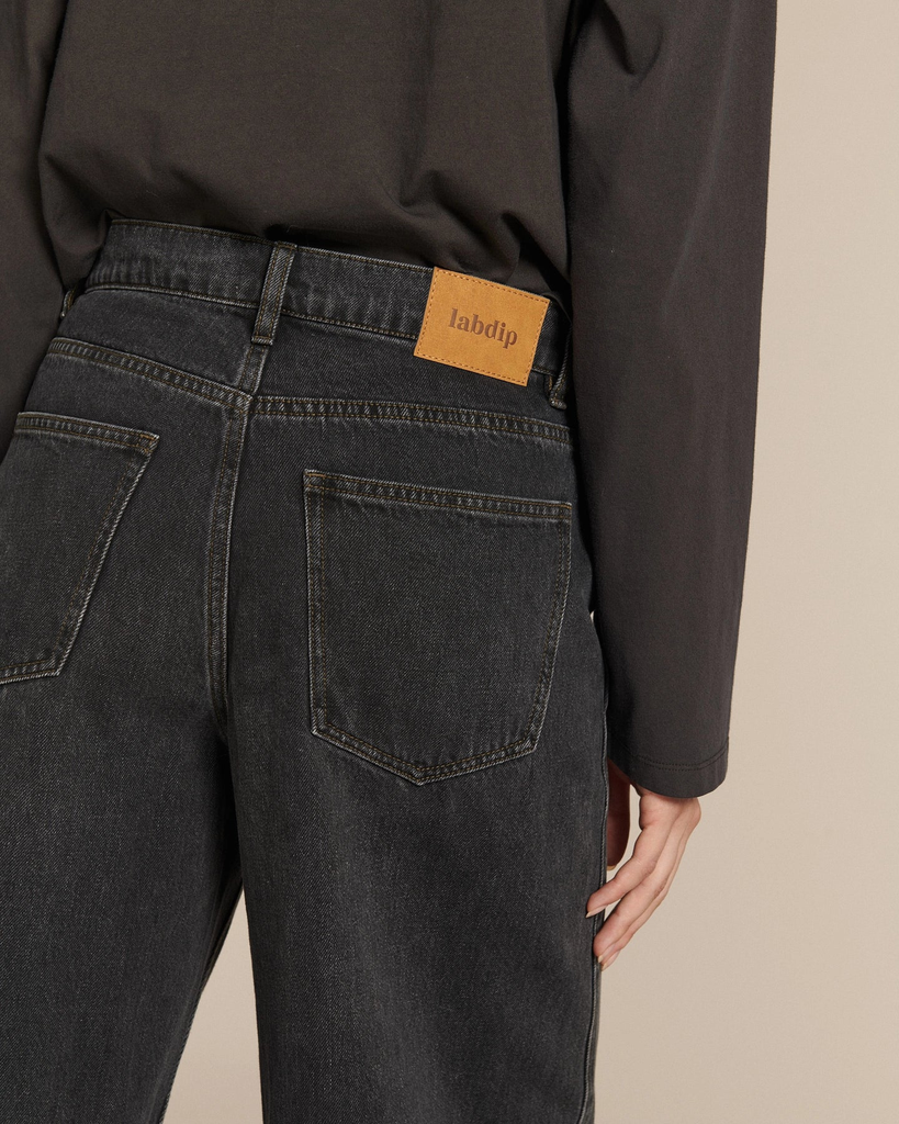 ORSON-DENIM-MAXI-KOHL-FW26-Eshop-0355_light.webp.webp