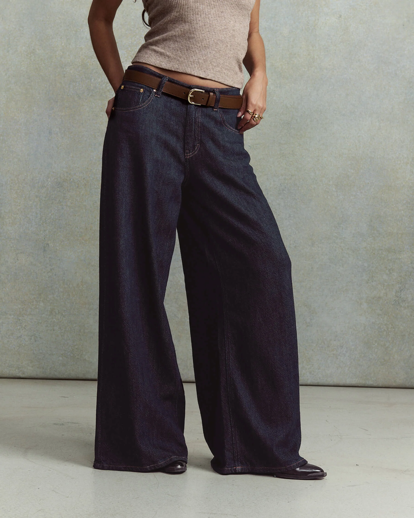 YORK-DENIM_3D-DARK_BLUE-FW25-Eshop-0276_web.jpg.webp
