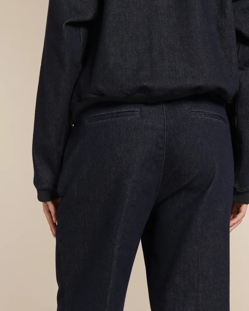 NAPALONG-DENIMLAINE-ANTIQUENIGHT-FW26-Eshop-0128_light.webp