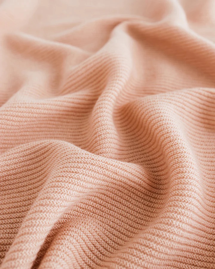 Hvid - Blanket Gust (Apricot) - 2 - Babette Oostduinkerke