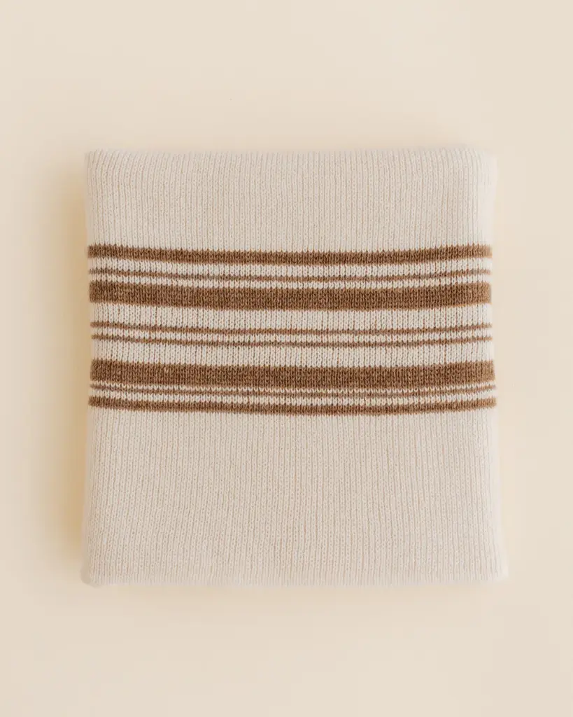 Hvid - Blanket Gilbert (Walnut) - 1 - Babette Oostduinkerke