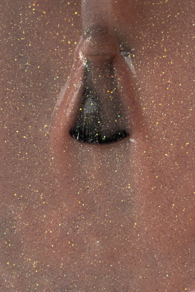 Karolin Van Loon - 45 crushed crystals - 1 - Babette Oostduinkerke