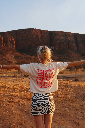 Ln - It comes in waves cropped T-shirt