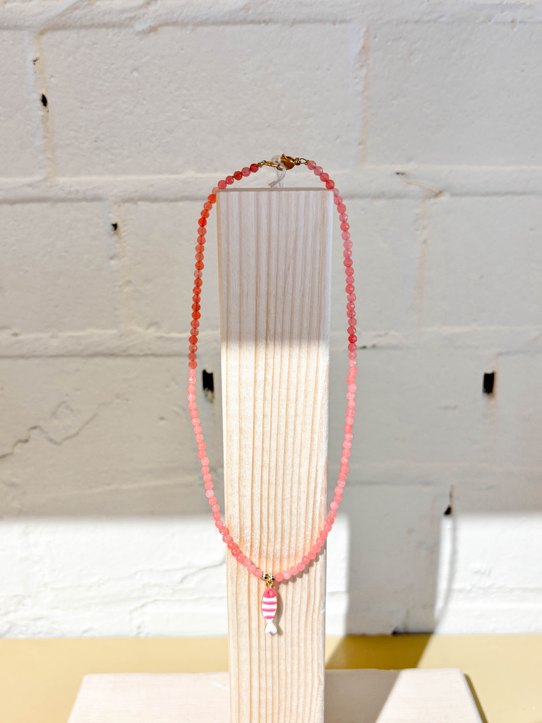 Kimchi - Ketting half edelsteen  vis
