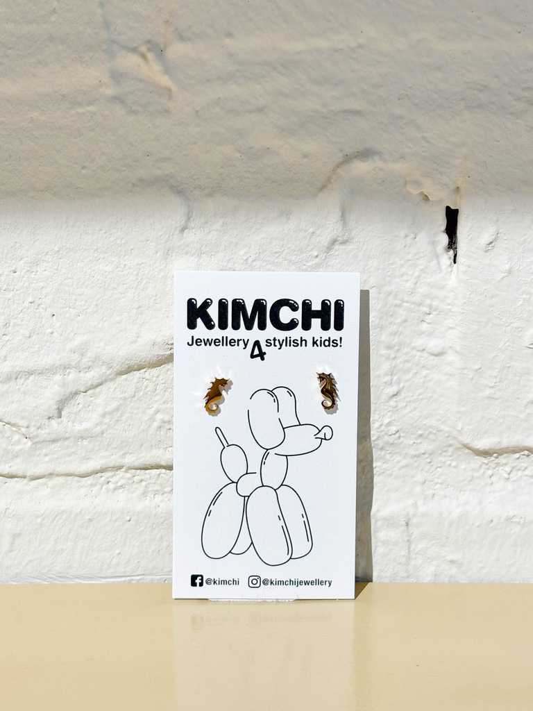Kimchi - Oorbellen stekertje zeepaardje