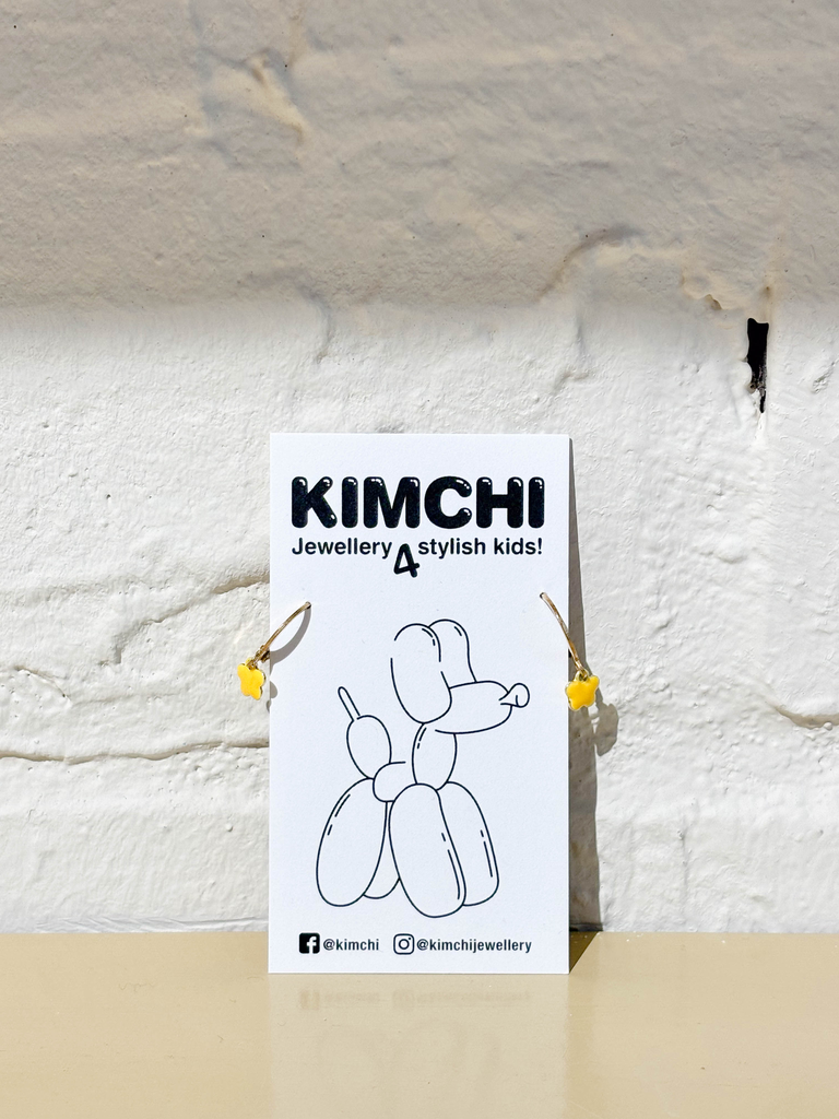 Kimchi - Oorringen hoops gele bloem  
