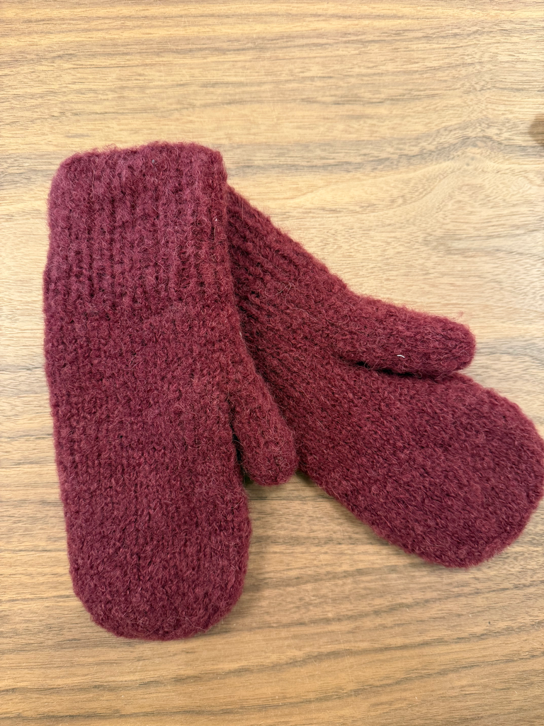 Ln - Burgundy Mittens