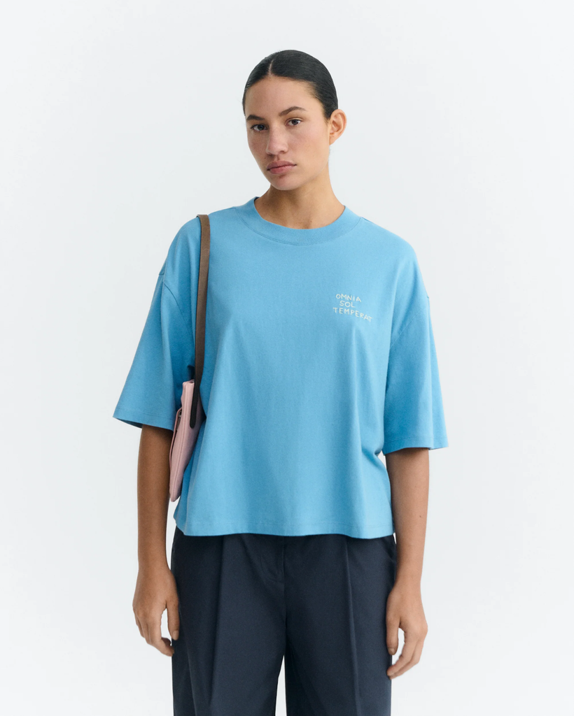 Thinking Mu - Omnia sol dark dusk lena tee