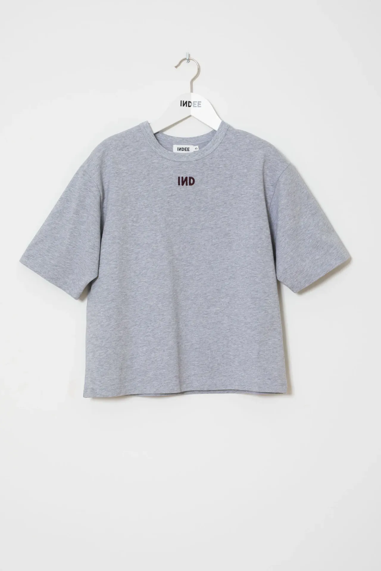 Indee - Wallis round neck tee (grey)
