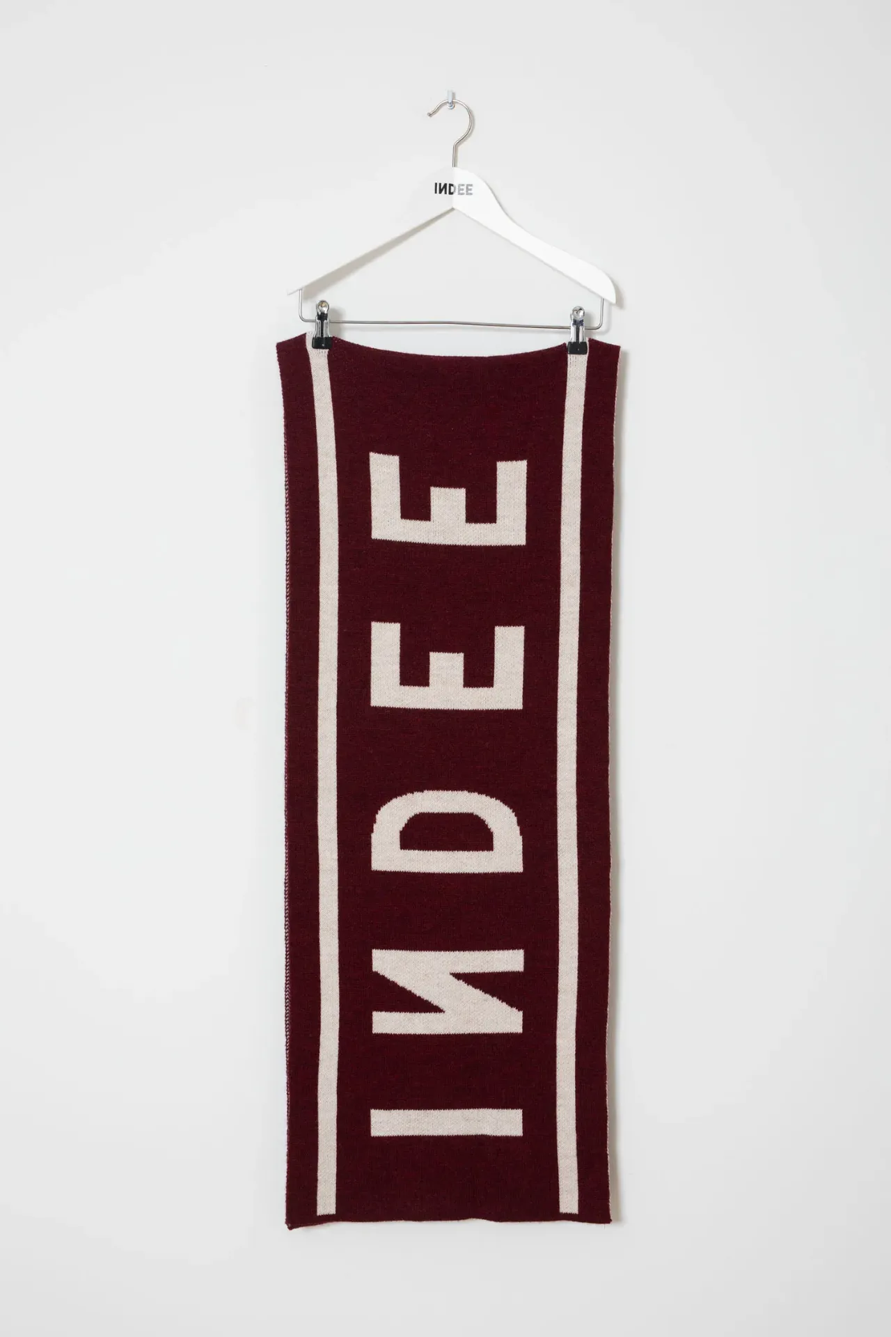 Indee - Walkman logo scarf (merlot)