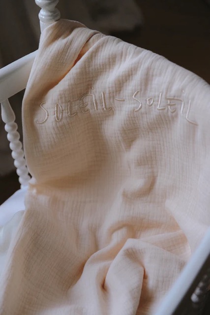 Jeanne Le Studio - Soleil swaddle blanket - Seashell