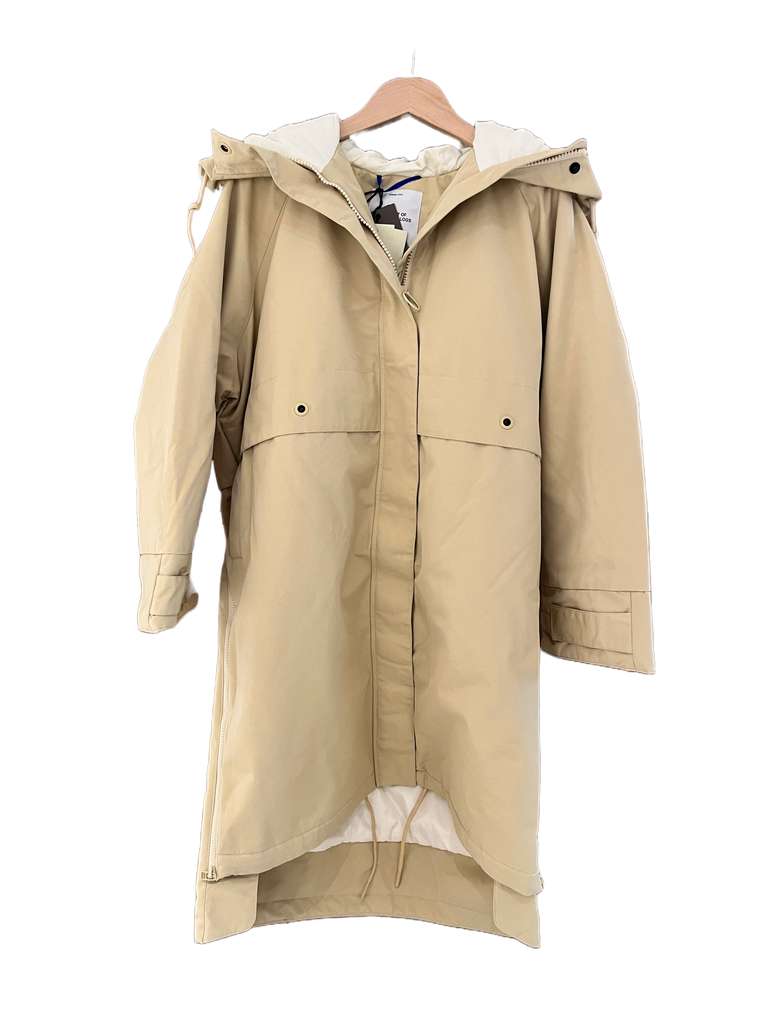 Embassy of Bricks and Logs - Montebello Coat - Sand