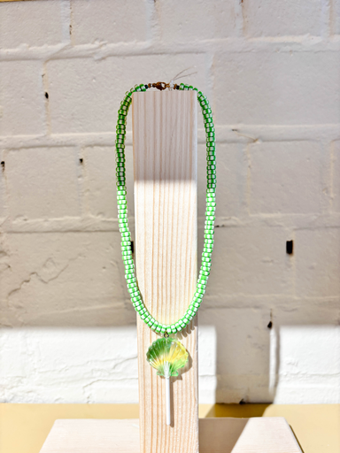 [202523] Kimchi - Ketting groene lolly schelp
